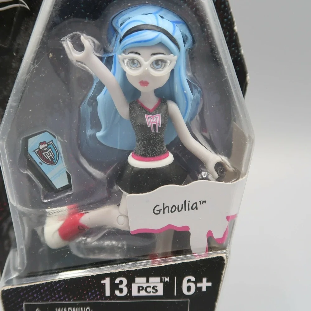 Monster High Mega Bloks Rochelle Poseable Mini Figure Collection 3 Ghoulia Blue